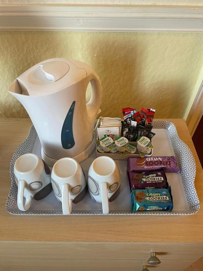 Nevele Bed & Breakfast Блекпул Екстериор снимка